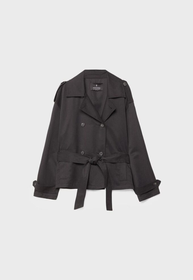 Kort, flödande trenchcoat med bälte Kort, flödande trenchcoat med bälte