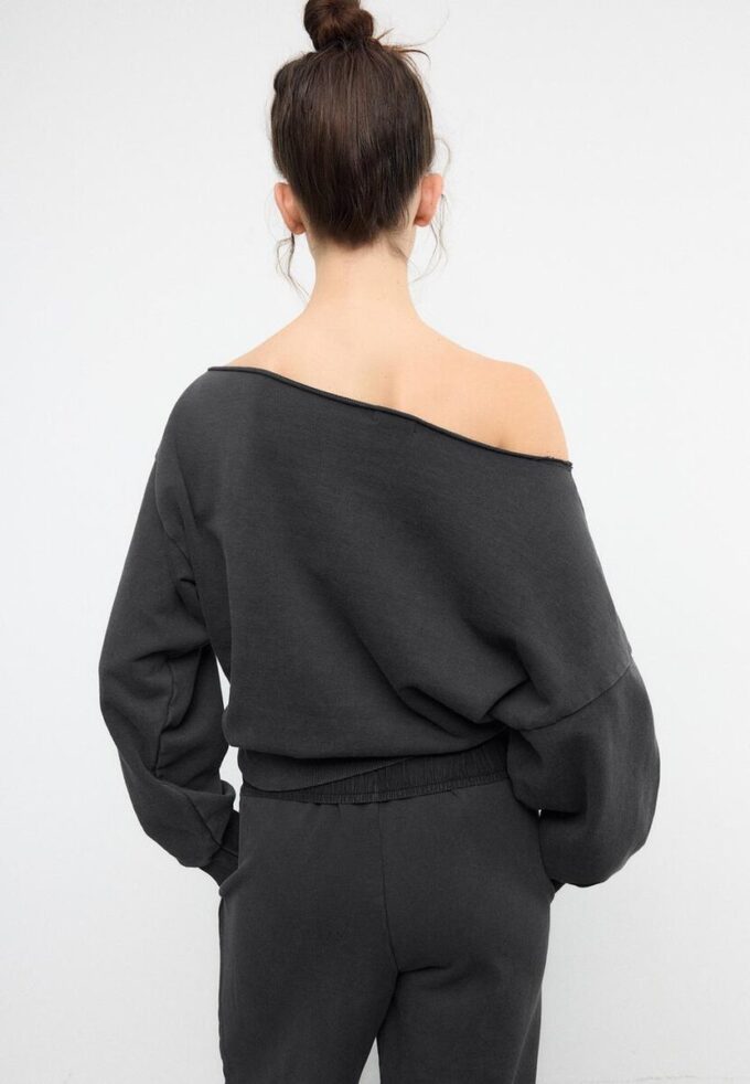 Kort sweatshirt med tvättad effekt Kort sweatshirt med tvättad effekt