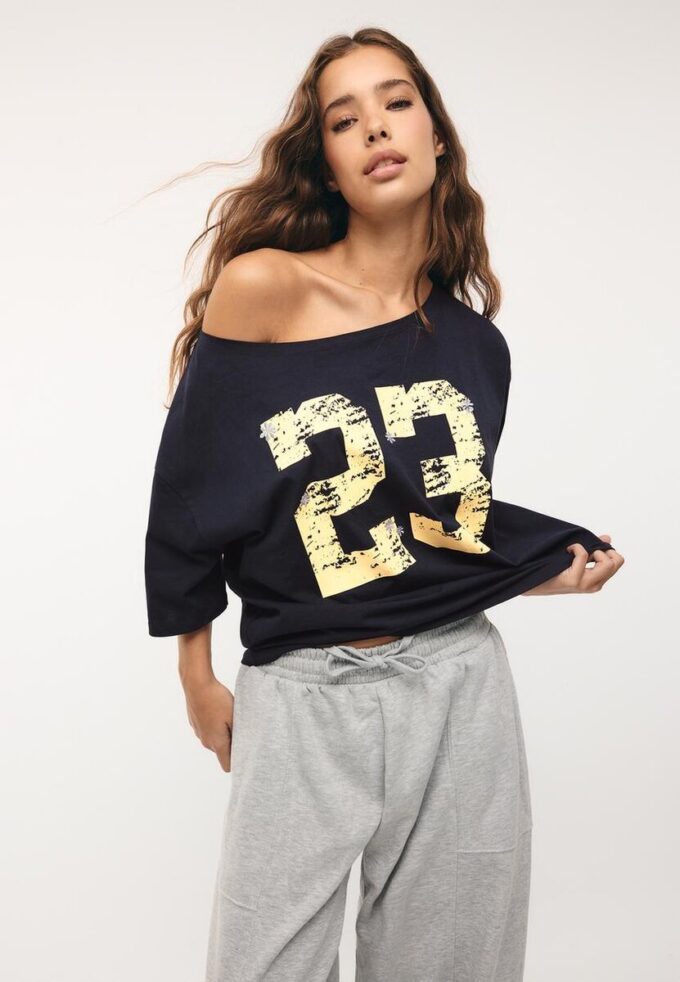 Kortärmad T-shirt 23
