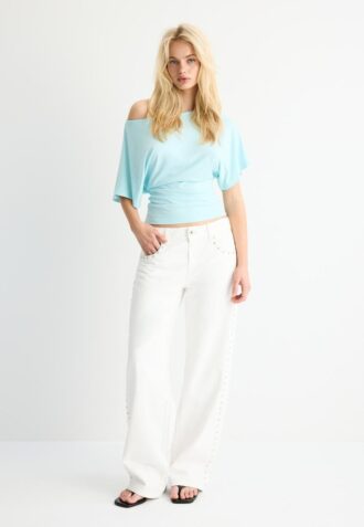 Kortärmad T-shirt med båthals