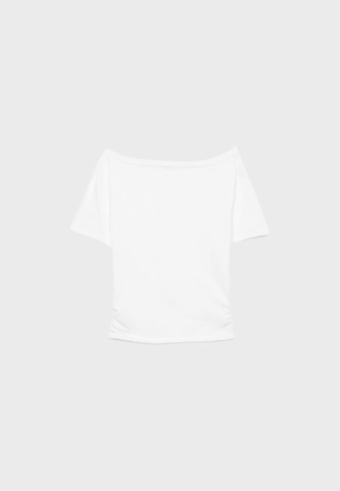 Kortärmad T-shirt med båthals och rynkningar