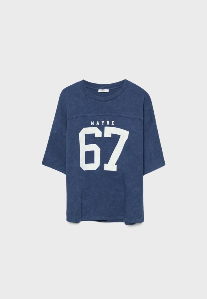 Kortärmad T-shirt med grafiskt tryck