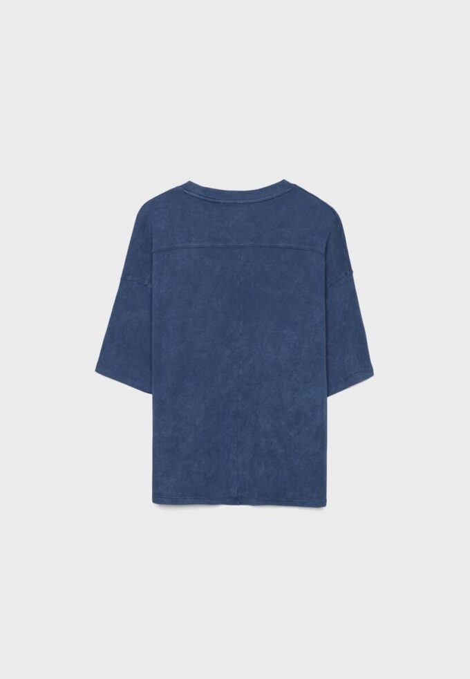 Kortärmad T-shirt med grafiskt tryck