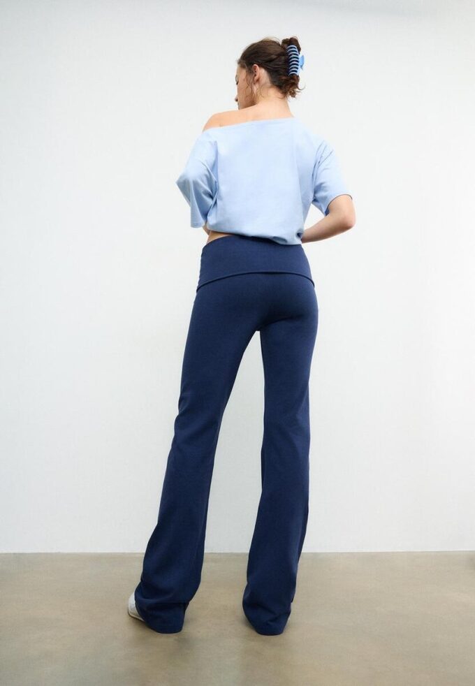 Leggings med utsvängda ben