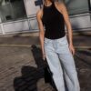 Lågmidjade jeans med Wide Leg och strass Lågmidjade jeans med Wide Leg och strass