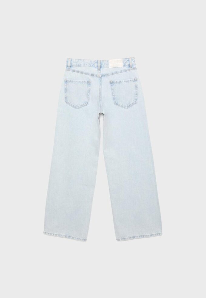 Lågmidjade jeans med Wide Leg och strass Lågmidjade jeans med Wide Leg och strass