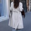 Lång enkelknäppt trenchcoat