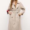 Lång, flödande trenchcoat Lång, flödande trenchcoat