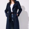 Lång, flödande trenchcoat Lång, flödande trenchcoat