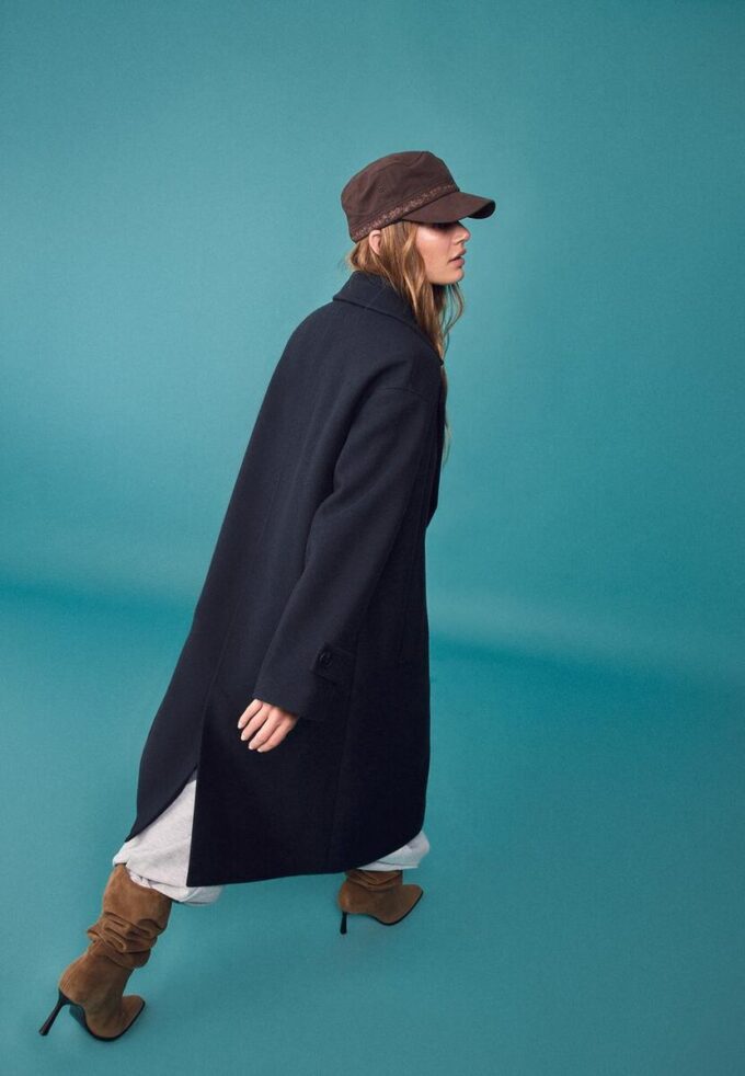 Lång, mjuk Oversize-kappa med Soft Touch-effekt Lång, mjuk Oversize-kappa med Soft Touch-effekt