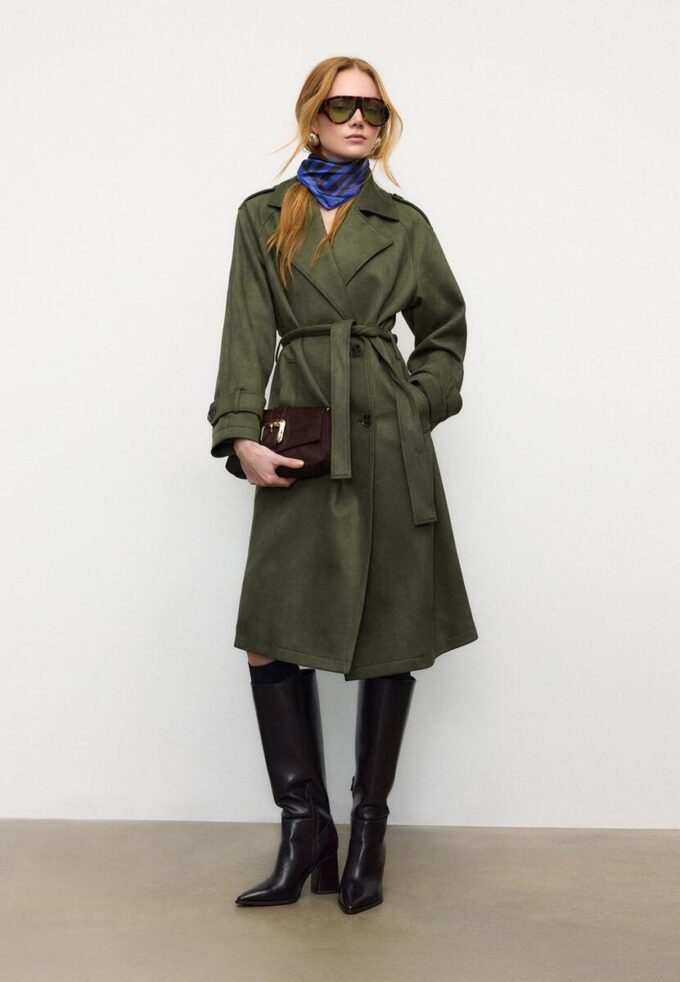 Lång trenchcoat i imitationsmocka