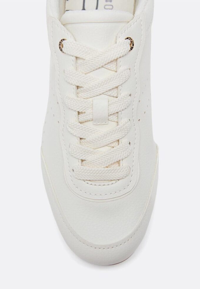 Mjuka sneakers med platt sula