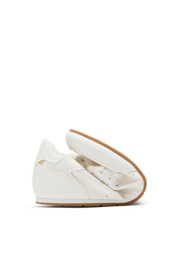 Mjuka sneakers med platt sula