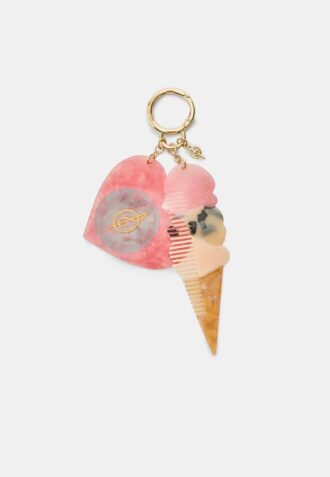 Nyckelring med glasscharm