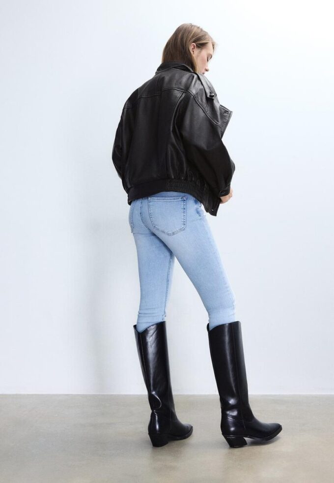 Oversize-jacka med flik i 100 % skinn Oversize-jacka med flik i 100 % skinn