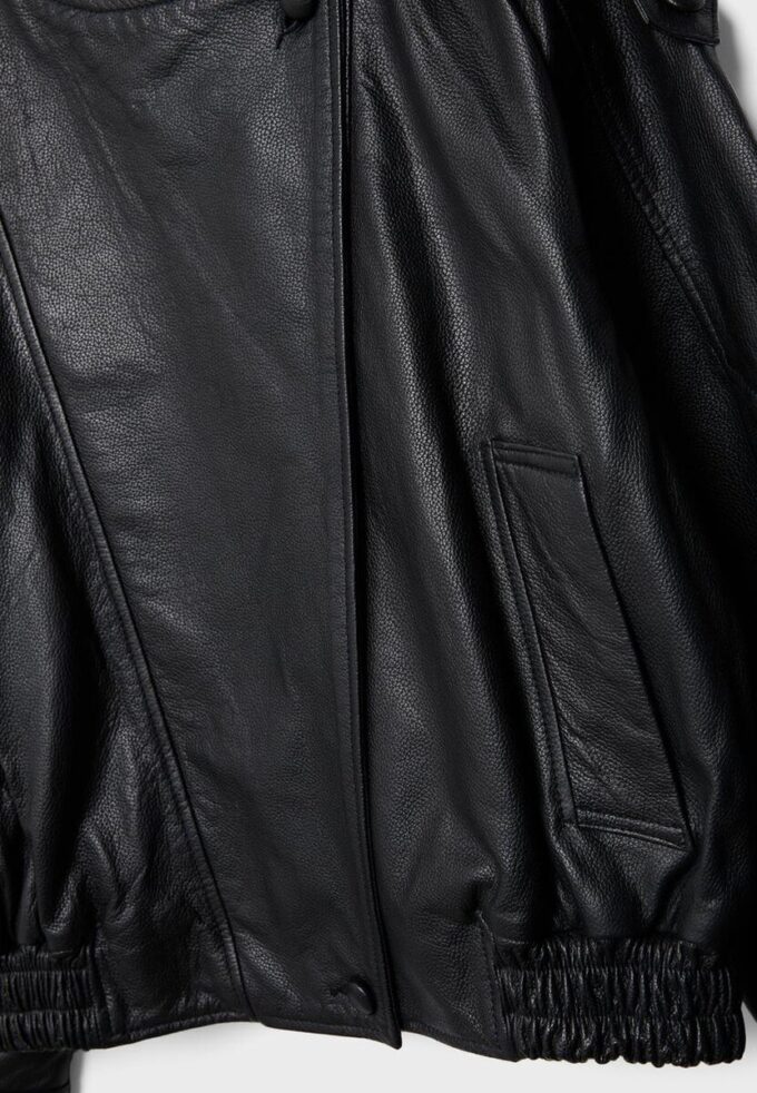 Oversize-jacka med flik i 100 % skinn Oversize-jacka med flik i 100 % skinn
