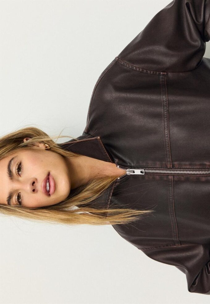 Oversize-jacka med tvättad skinnlook