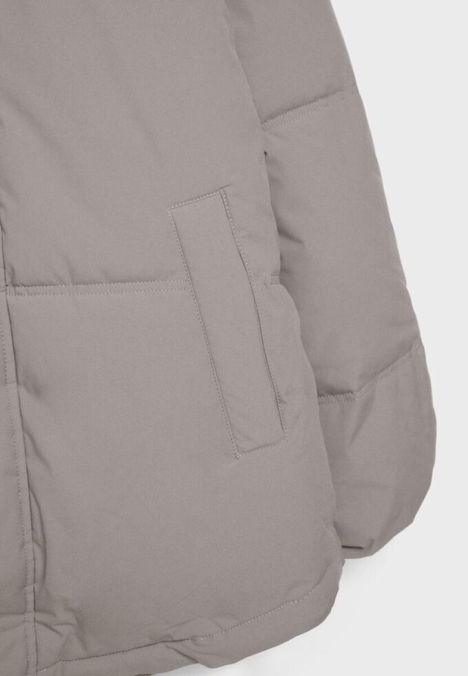 Oversize vadderad jacka med huva Oversize vadderad jacka med huva
