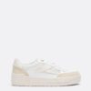 Platform-sneakers med genombrutna detaljer