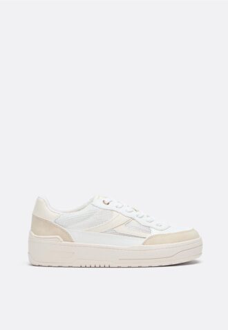Platform-sneakers med genombrutna detaljer