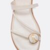 Platta sandaler med stendetaljer Platta sandaler med stendetaljer