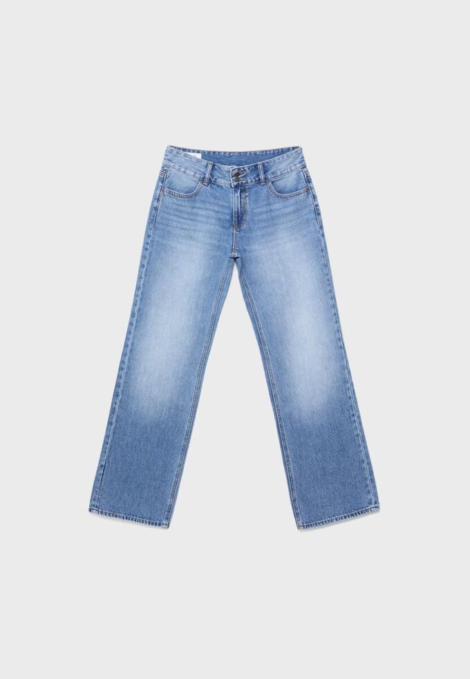 Raka jeans med dubbla metallknappar Raka jeans med dubbla metallknappar