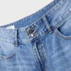 Raka jeans med dubbla metallknappar Raka jeans med dubbla metallknappar