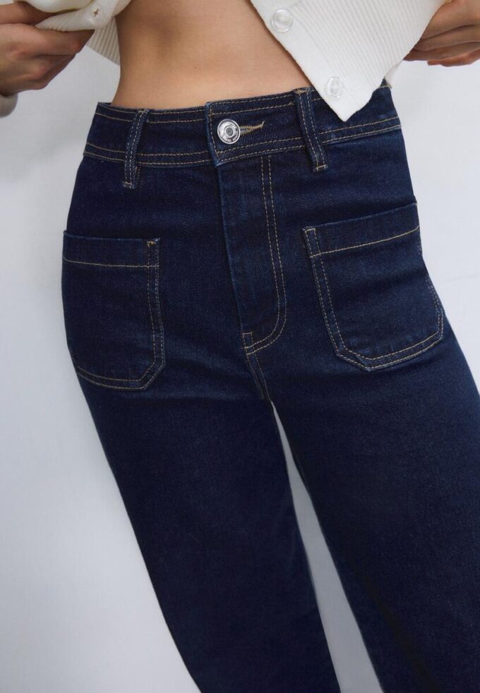 Raka jeans med fickor Raka jeans med fickor