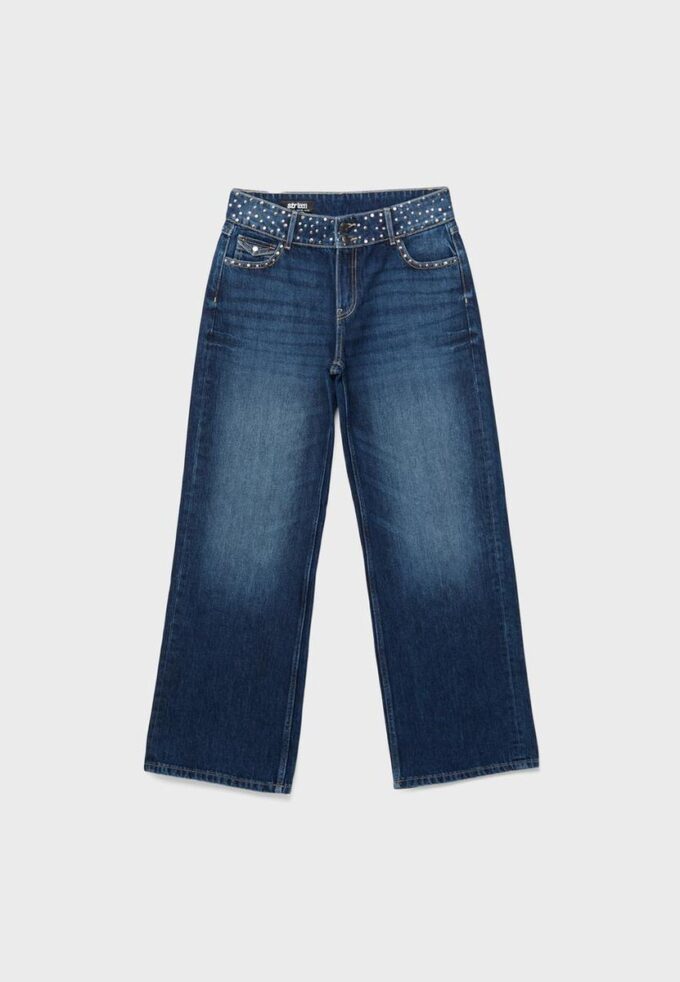 Raka jeans med nitar i midjan Raka jeans med nitar i midjan
