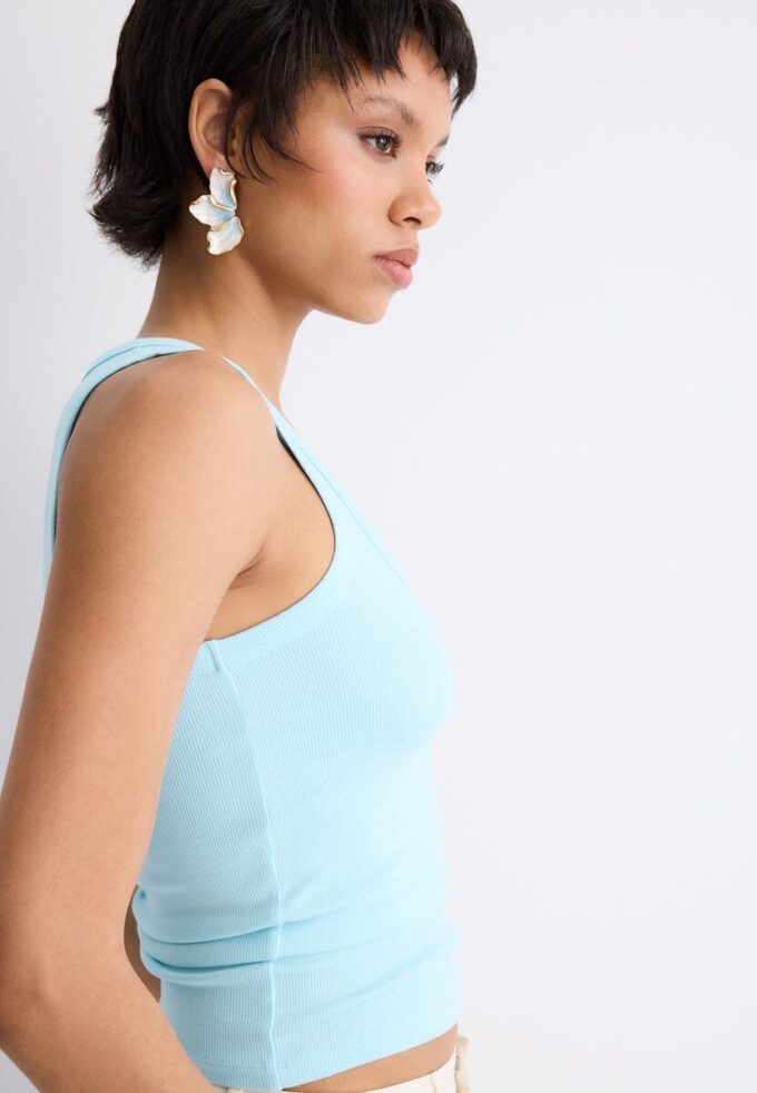 Ribbad T-shirt med racerback