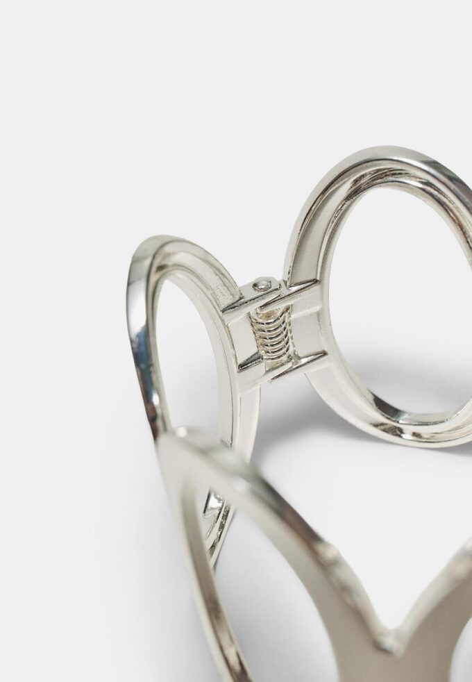 Rigid Circular armband