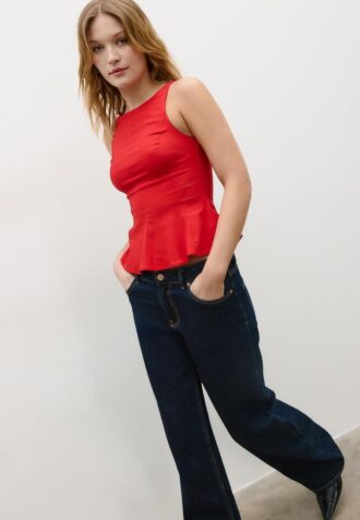 Ärmlös peplum-toppar