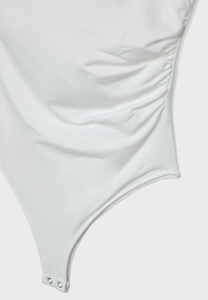 Rynkad bodysuit