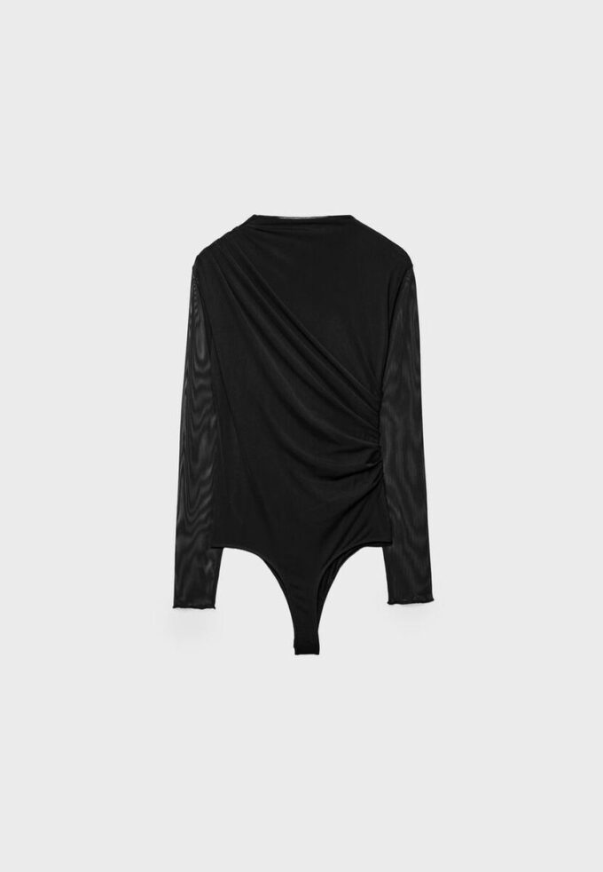 Rynkad bodysuit i tyll