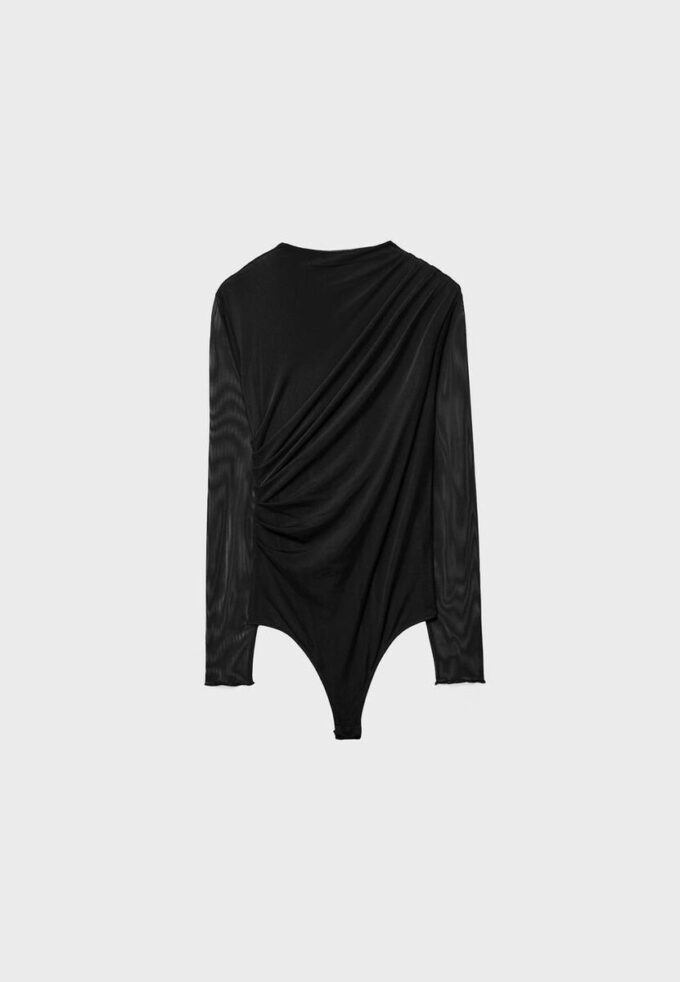 Rynkad bodysuit i tyll
