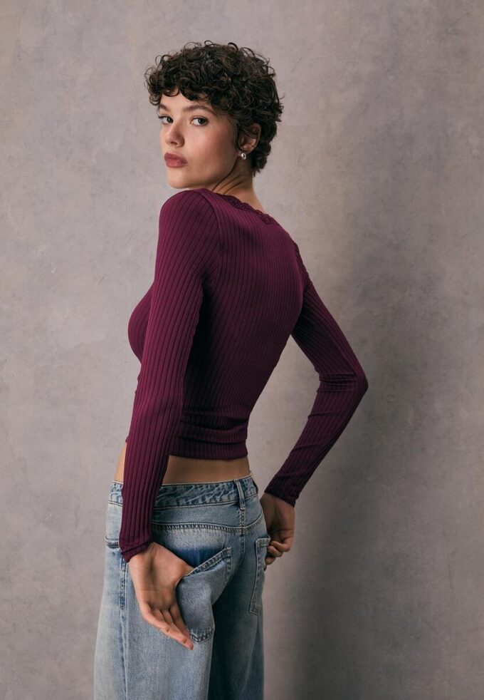 Seamless spets-toppar