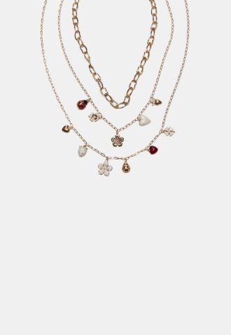 Set med 3 halsband med flera berlocker