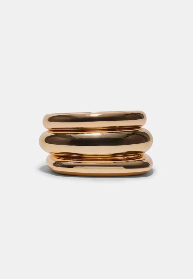 Set med 3 styva armband