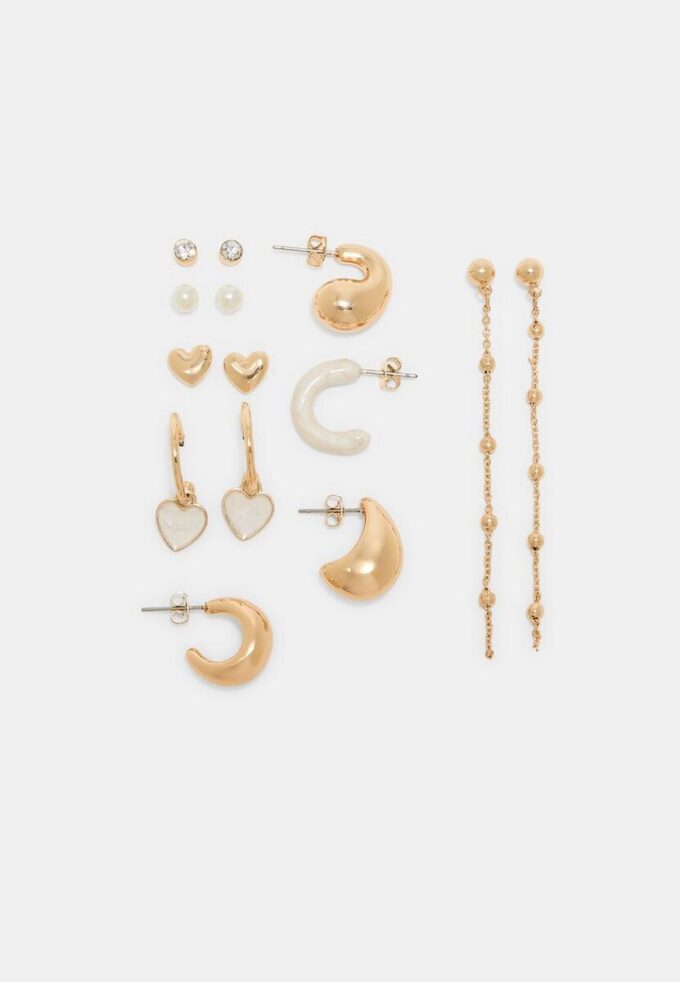 Set med 9 hjärt- och ringörhängen