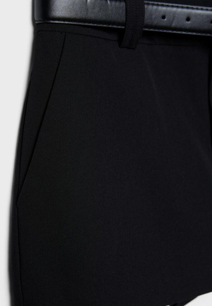 Skort med bälte