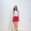 Skort med slits i sidan