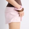 Skort med slits i sidan