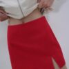 Skort med slits i sidan