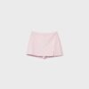 Skort med slits i sidan