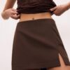 Skort med slits i sidan