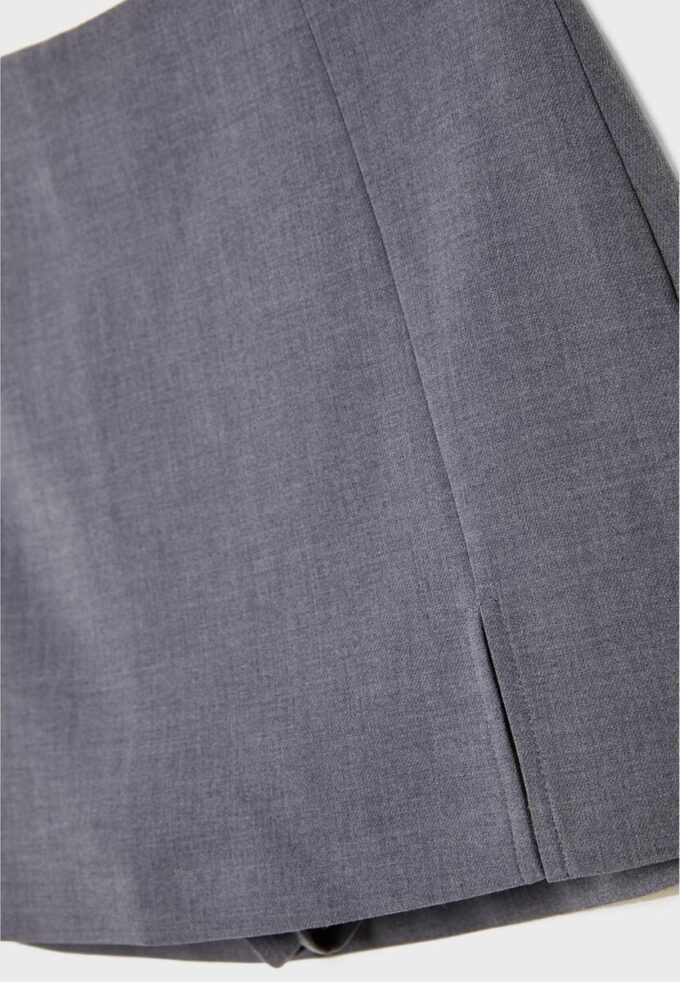 Skort med slits i sidan Skort med slits i sidan