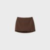 Skort med slits i sidan