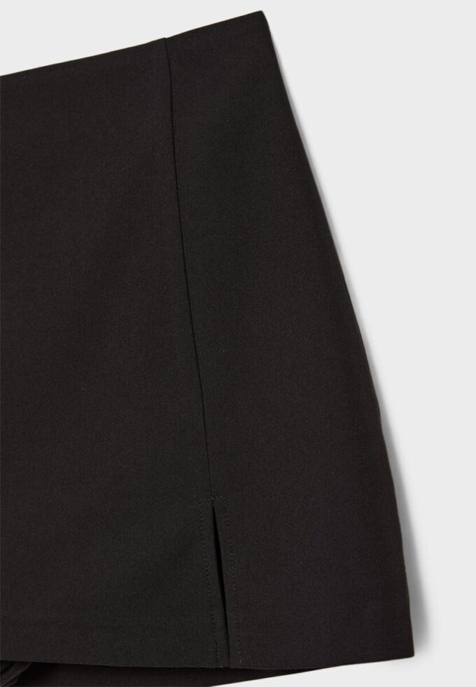 Skort med slits i sidan Skort med slits i sidan