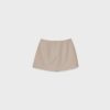 Skort med slits i sidan