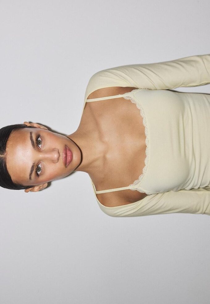 Slim fit bolero med långa ärmar